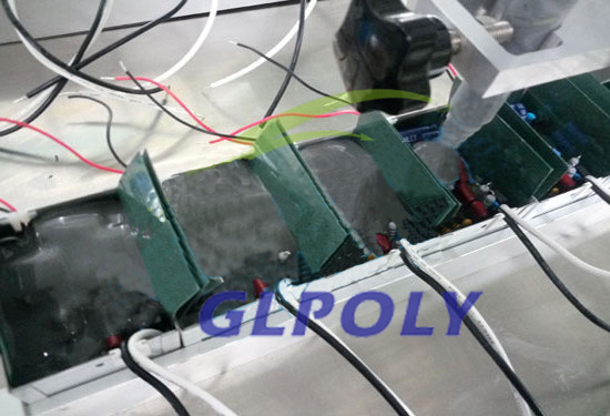 充电桩散热解决方案,充电桩导热硅胶片 充电桩散热解决方案,充电桩导热硅胶片
