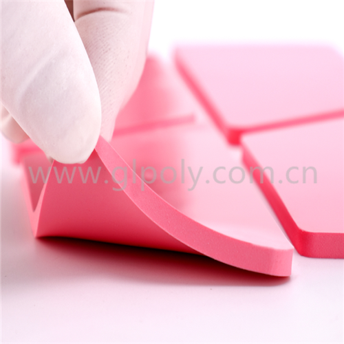 最经典的产品Kerafol Keratherm86/200，GLPOLY提供轻量化导热垫片对等品
